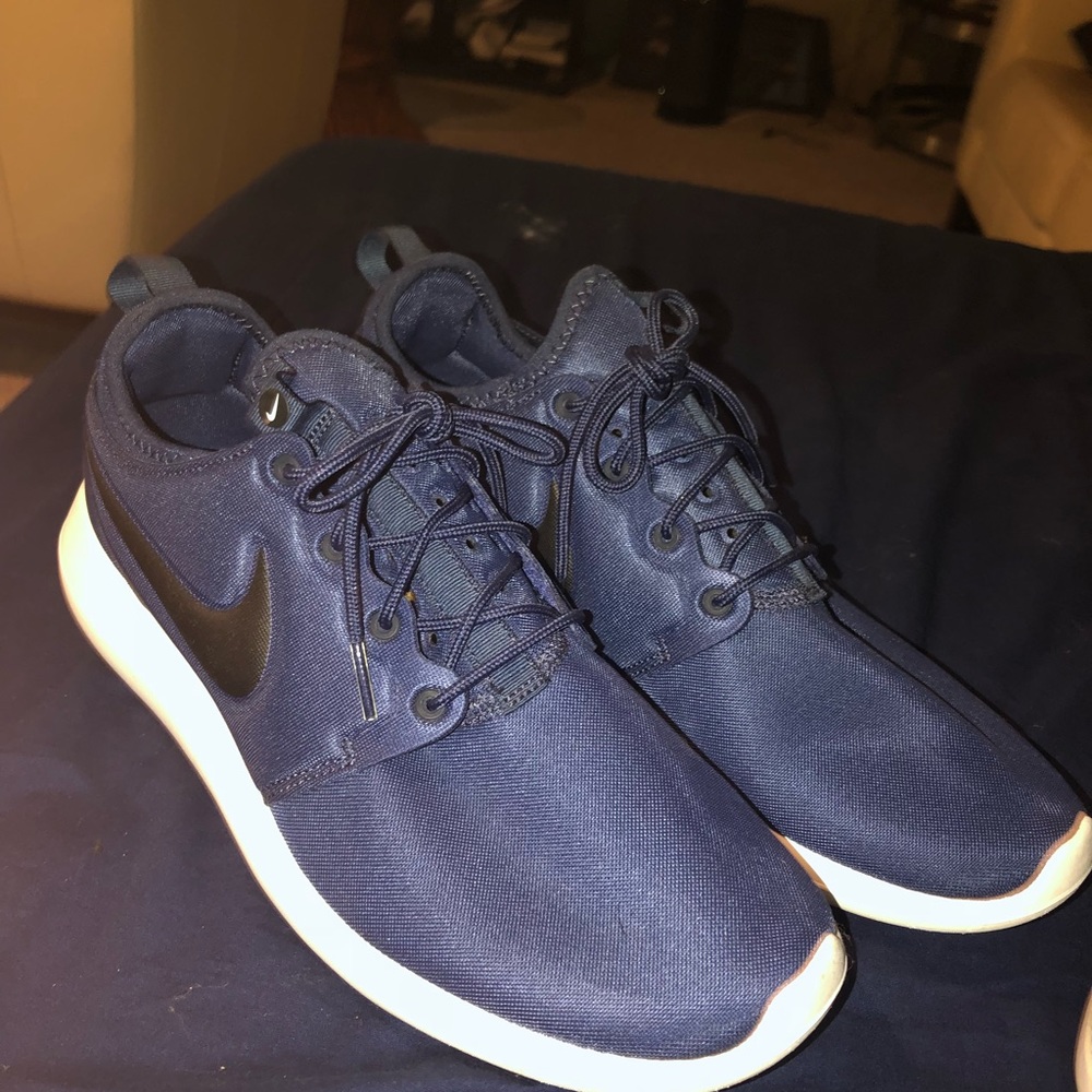 Nike Roshe 2’s Size 11